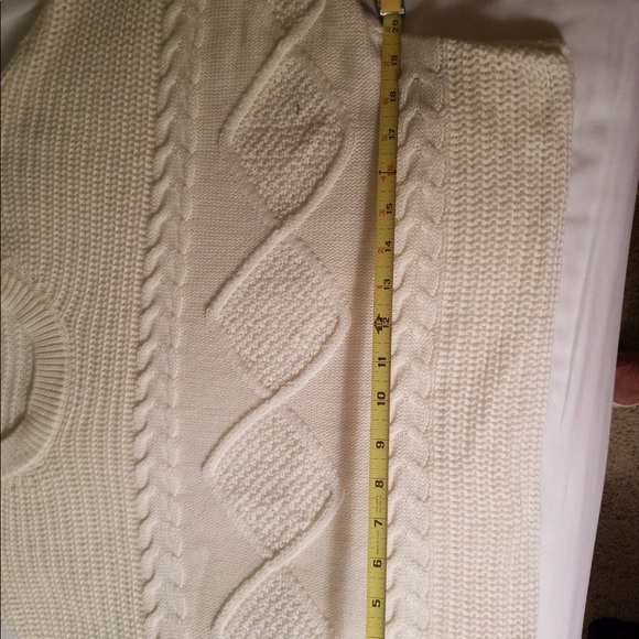 wild Fable cropped cream sweater - Picture 7 of 9